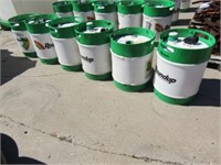 6-15 Gal. Poly Barrels w/3 Valves