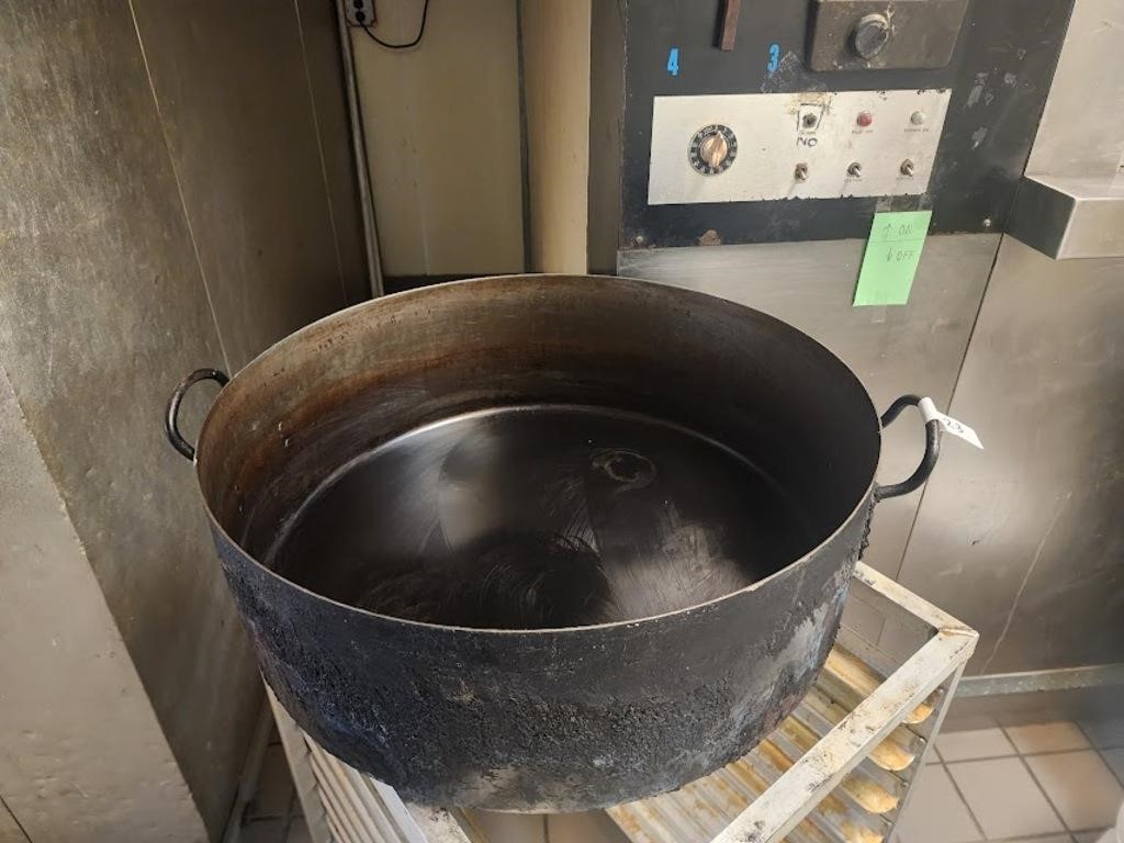 AS IS 40 QT SS POT