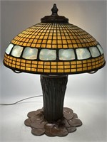 Tiffany style stained glass lamp w/ lily pad base