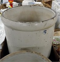 3 GALLON STONEWARE CROCK