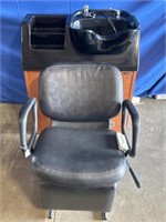 Belvedere salon electric shampoo chair, untested.