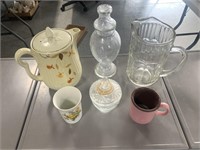 Miscellaneous glassware 
6 pieces