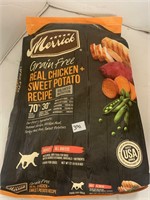 22 Lbs Merrick Chicken & Sweet Potato Dog Food