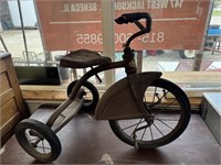 Vintage Tricycle ( NO SHIPPING)