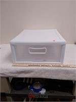 Sterilite storage bin