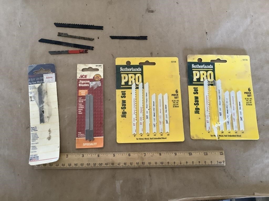 Assorted jigsaw blades