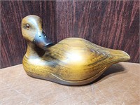 PINE WOOD CARVED DUCK FROM COUNTRY TRADITIONS