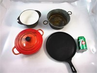 2 Cocottes en fonte dont 1 Le Creuset + 1 poêle