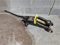 2 ton floor jack (bent handle)