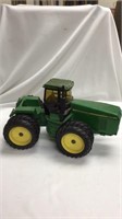 John Deere 8870 tractor 1/16