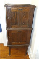 ANTIQUE OAK STEREOSCOPE CABINET-2 SECTION