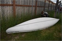 VINTAGE FIBERGLASS CANOE !