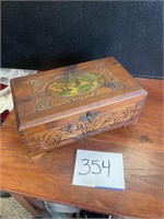 VTG wood carved jewelry box with mirror