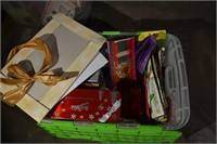 538: Tote of assorted xmas gift bags/boxes