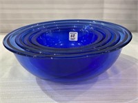 Set of 4 Cobalt Blue Pyrex Glass Nesting Bowls