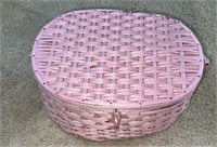 SEWING BASKET W/ SEWING ITEMS