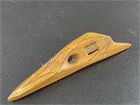 Anceint ivory toggle style harpoon tip. Minor wear