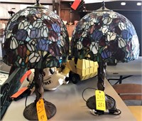 Pair lamps with stained glass shades