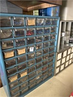 CONTENTS OF CABINET & BOLT BINS ON