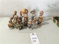 Girl figurines - 10