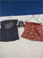 Metal Clothes Line Holder & Clothes Pin Bags