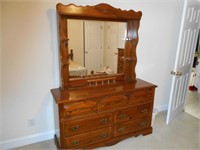 Broyhill 7 Drawer Dresser with Mirror