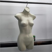 Mannequin Femme en Plastique Suspendu (Moitié)