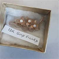 18K GF brooch