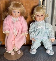 11 - LOT OF 2 COLLECTIBLE DOLLS (J31)