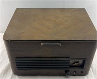 VINTAGE NORTHERN ELECTRIC RECORD PLAYER