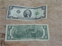 2 $2 1976 BILLS
