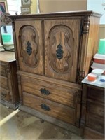 Armoire     39x18x53