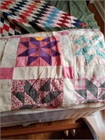 COLORFUL QUILT TOPPER