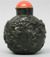 CHINESE CARVED SPINACH GREEN JADE SNUFF BOTTLE