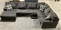 Large (3) Piece Cloth Sectional