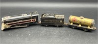 VTG MARX TRAIN ENGINE & TRAIN CARS