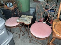 Wire Framed Patio Chairs & Table w/