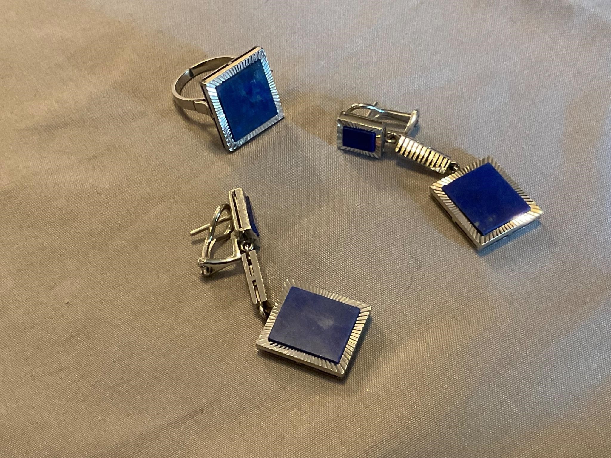 RING AND PAIR OF EARRINGS