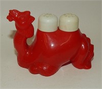 Vintage Red & White Plastic Camel 3-Pc Set
