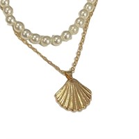 Stunning Seashell And Pearl Necklace Set