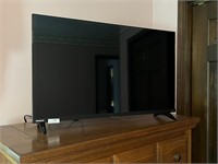 May 2022 - Phillips 32" Flatscreen TV with Remote