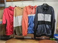 MENS Sz L Clothes