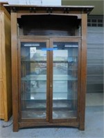 Mission Oak China Cabinet w/ 3 Glass Shelves &