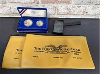 (4 PCS) BOX WITH 2 DIFFERENT US LIBERTY COINS,