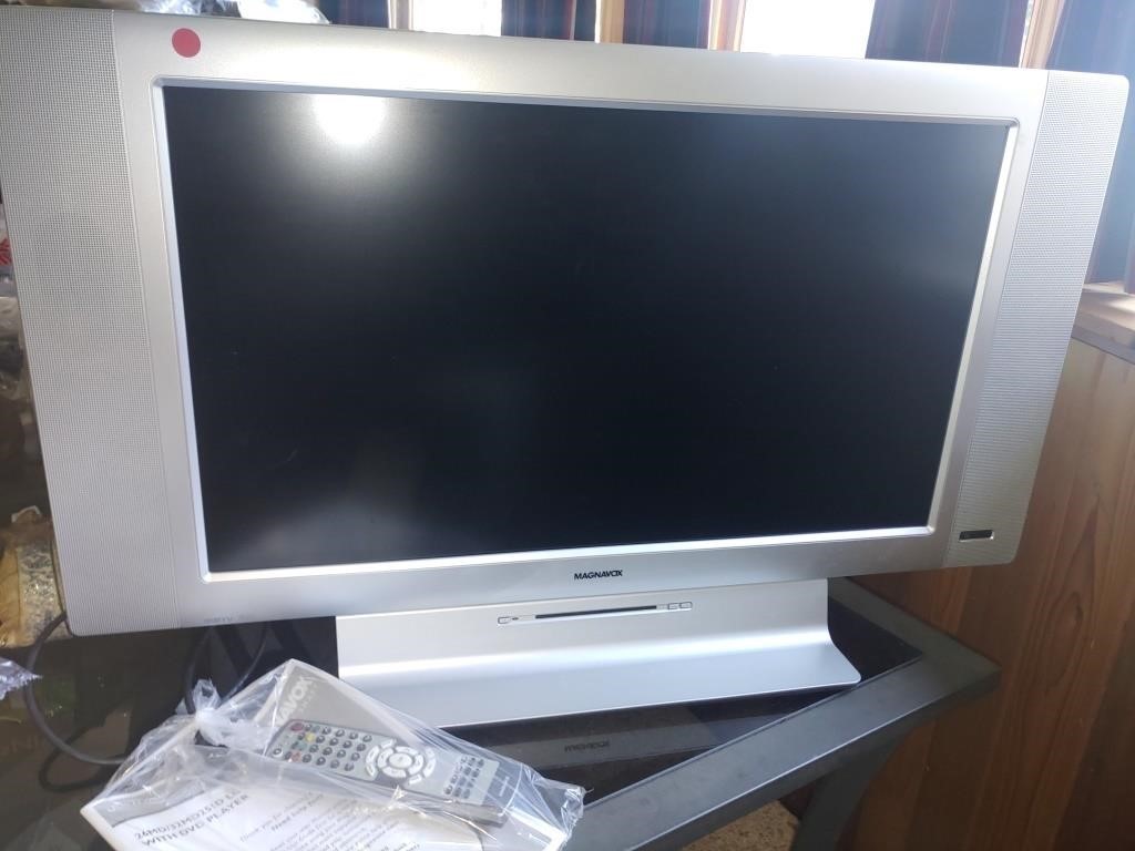 Magnavox TV With Built In DVD Player 32"