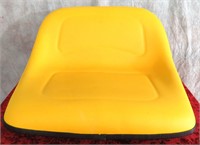 *NEW TRACTOR SUPPLY LOW BACK TRACTOR SEAT