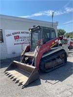 2015 Takeuchi TL12 Track Skid Loader