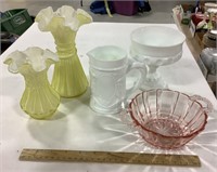 Glass kitchen lot w/vases