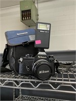 Nikon Camera with Nikon SB-E Flasher