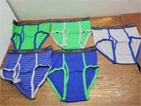 NEW Fruit of the Loom 5 Boys Brief's Size XL